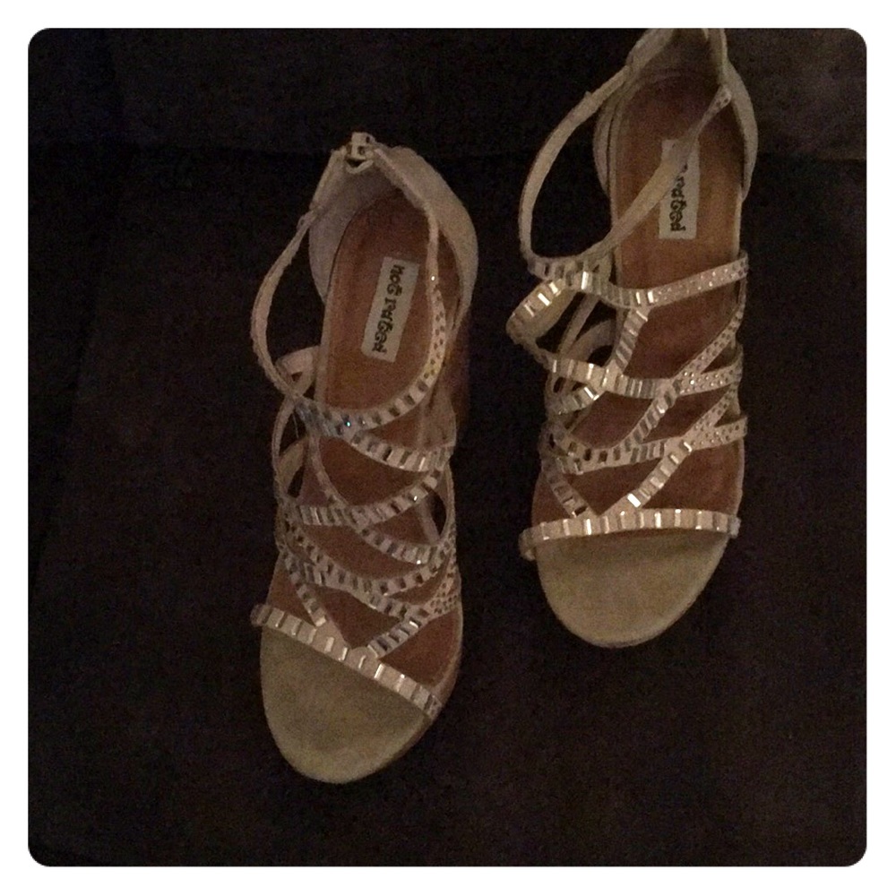 Platform sandals